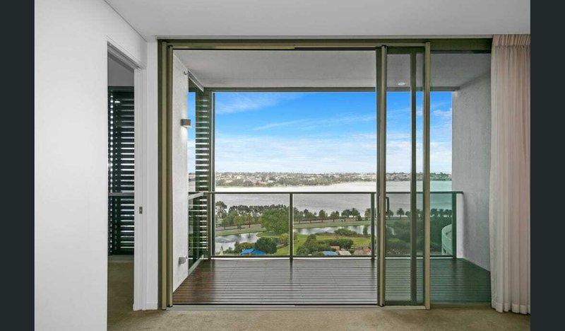 Photo - Unit 1408/8 Adelaide Terrace, East Perth WA 6004 - Image 3