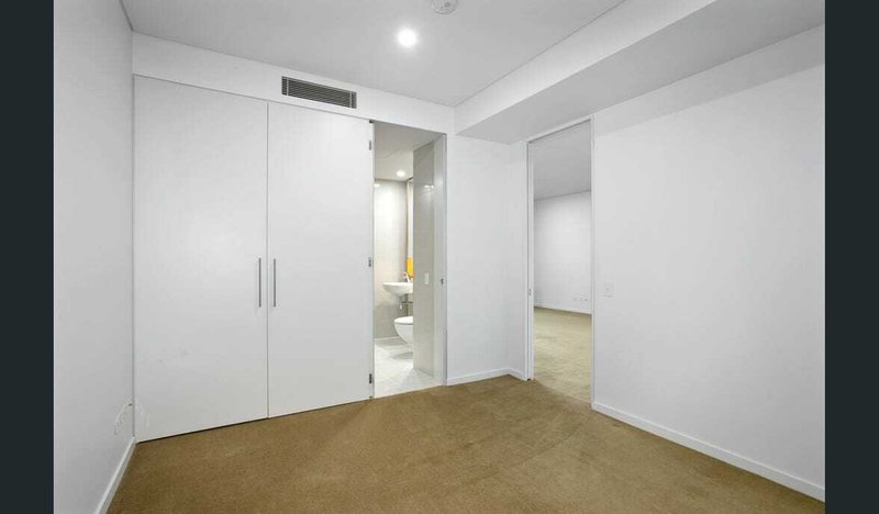 Photo - Unit 1408/8 Adelaide Terrace, East Perth WA 6004 - Image 10