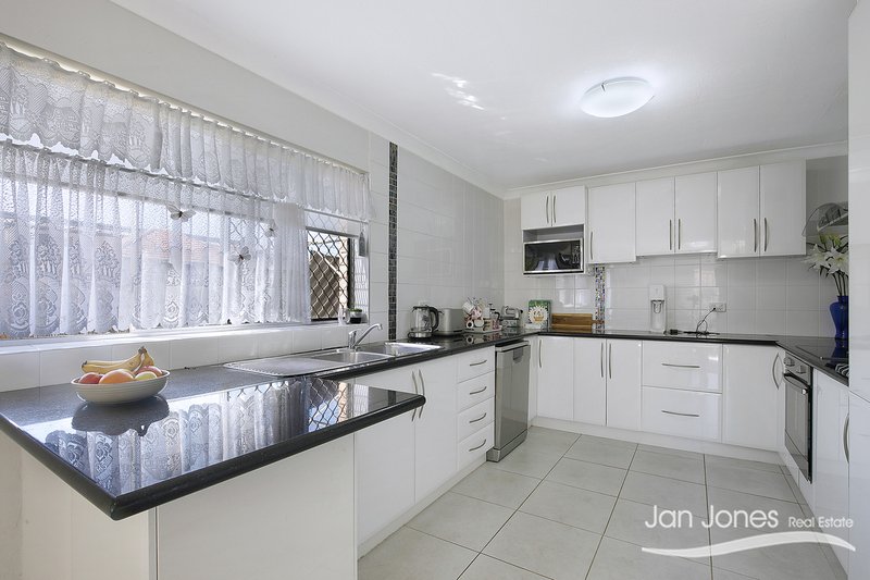 Photo - Unit 1/414 Oxley Ave , Redcliffe QLD 4020 - Image 5