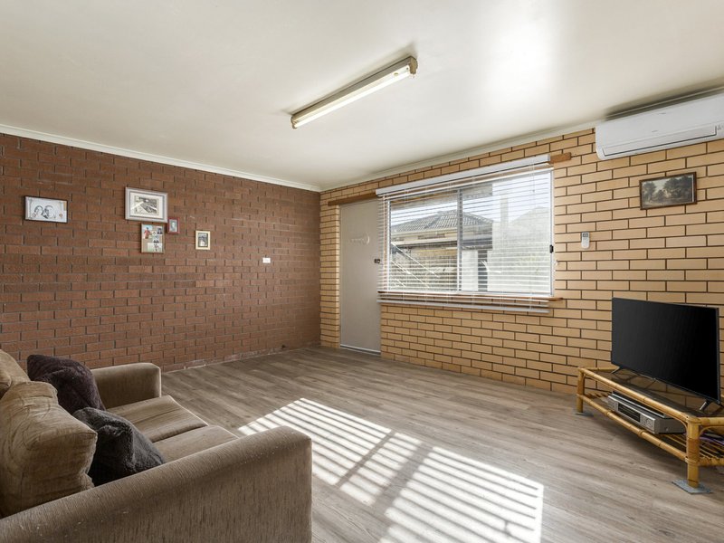 Photo - Unit 1/42 Dudley Parade, St Leonards VIC 3223 - Image 4