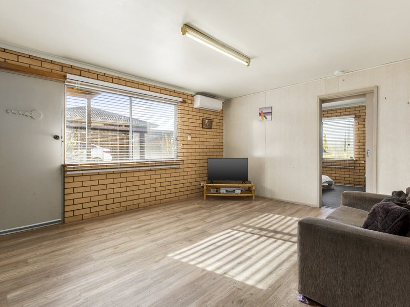 Photo - Unit 1/42 Dudley Parade, St Leonards VIC 3223 - Image 5