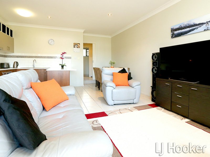 Photo - Unit 1/42 Moore Street, Morningside QLD 4170 - Image 2