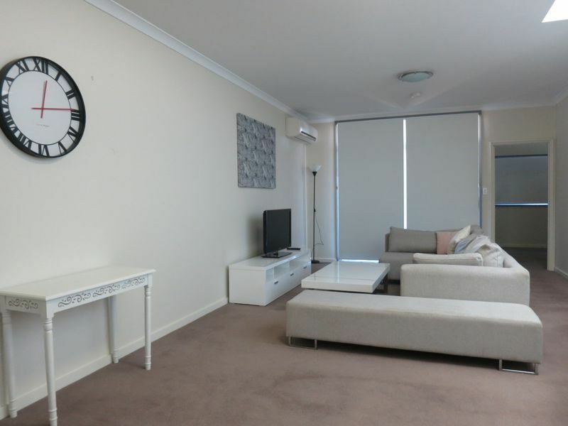 Photo - Unit 14/35 Malata Cres , Success WA 6164 - Image 8