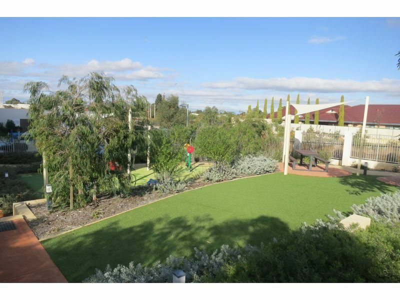 Photo - Unit 14/35 Malata Cres , Success WA 6164 - Image 23