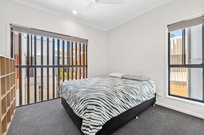 Photo - Unit 14/38a Central Drive, Sippy Downs QLD 4556 - Image 12