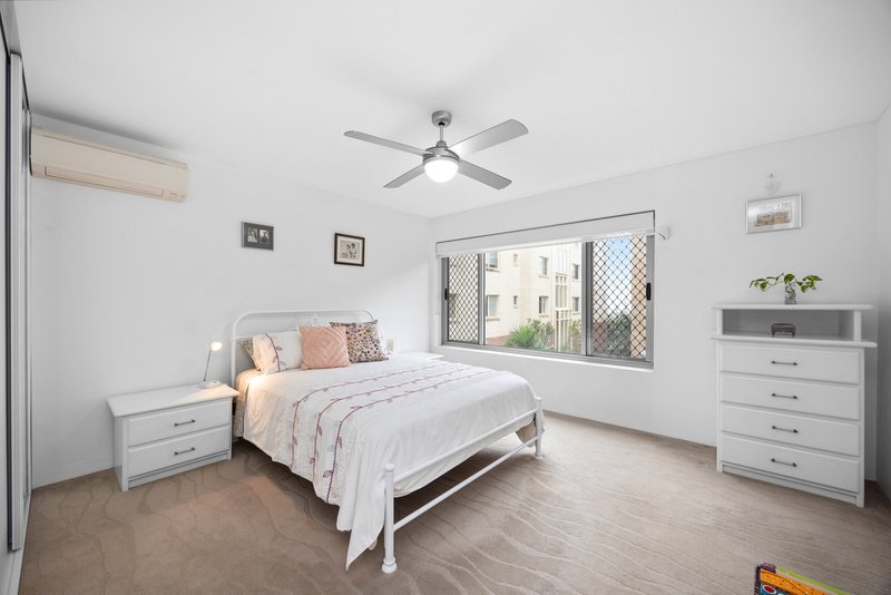 Photo - Unit 1/46 King Street, Kings Beach QLD 4551 - Image 3