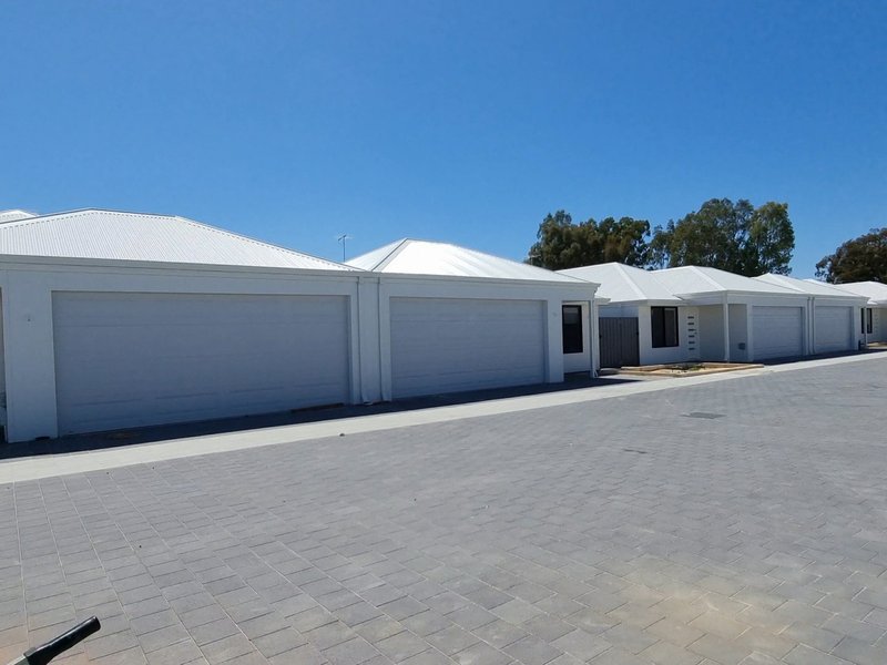 Unit 15 & 17/35 Morley Street, Maddington WA 6109