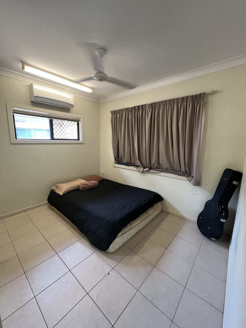 Photo - Unit 1/5 Transmission Street, Rocky Point QLD 4874 - Image 11