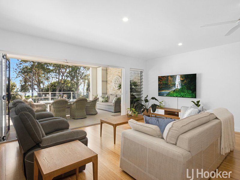 Photo - Unit 1/541 Esplanade , Urangan QLD 4655 - Image 7