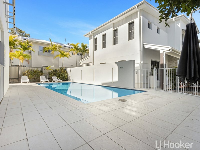 Photo - Unit 1/541 Esplanade , Urangan QLD 4655 - Image 18