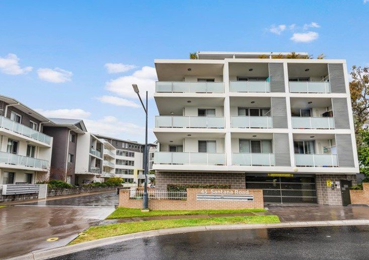 Unit 15/45 Santana Road, Campbelltown NSW 2560