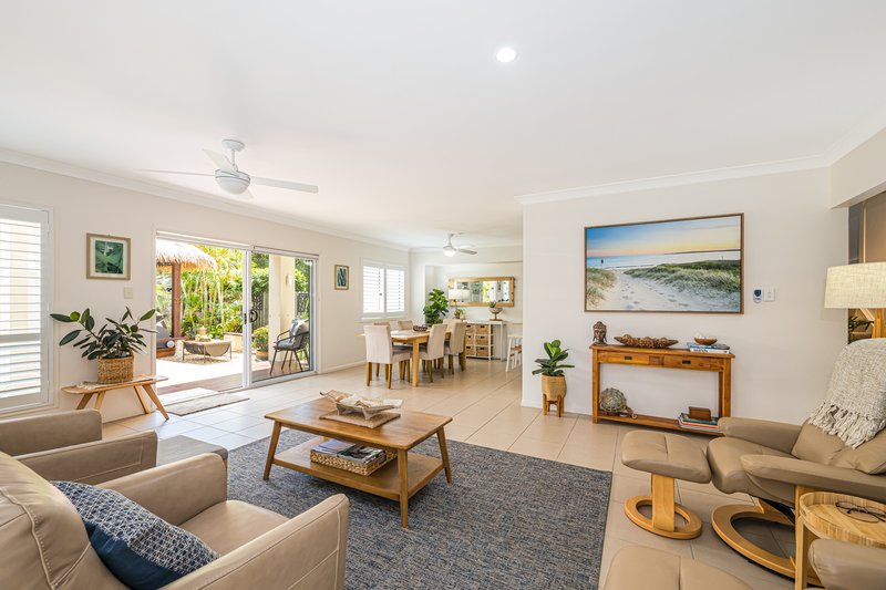 Photo - Unit 1/55 Marina Bvd , Banksia Beach QLD 4507 - Image 6