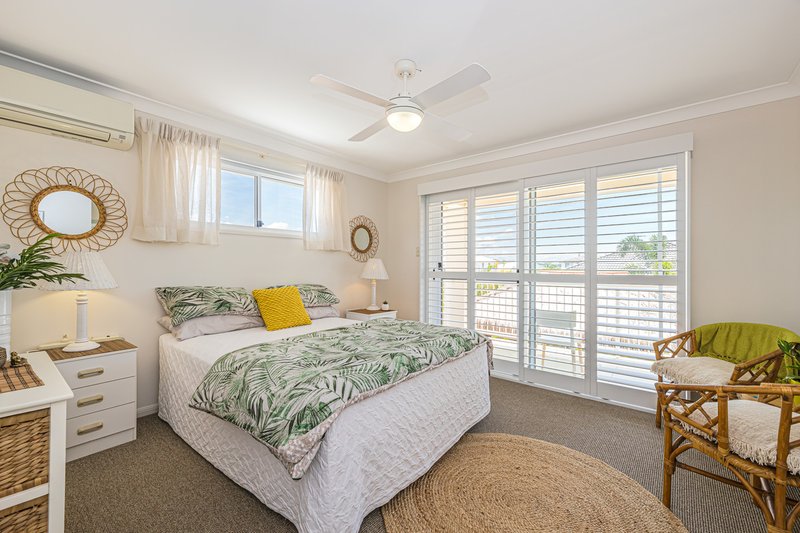 Photo - Unit 1/55 Marina Bvd , Banksia Beach QLD 4507 - Image 8