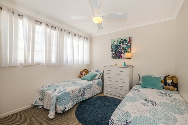 Photo - Unit 1/55 Marina Bvd , Banksia Beach QLD 4507 - Image 11