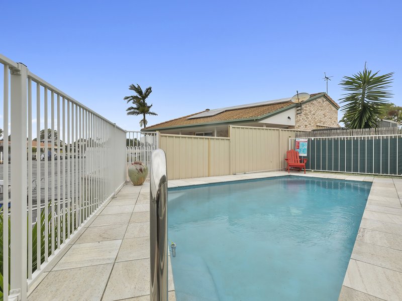 Photo - Unit 1/57 Jacaranda Drive, Bongaree QLD 4507 - Image 18