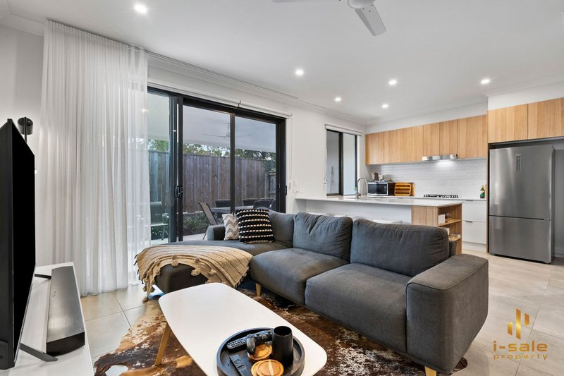 Photo - Unit 15/84 Estramina Street, Oxley QLD 4075 - Image 2