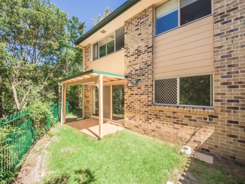 Photo - Unit 1/6-20 Ben Lomond Drive, Highland Park QLD 4211 - Image 7