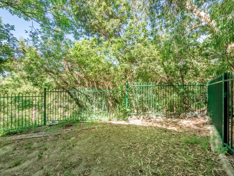 Photo - Unit 1/6-20 Ben Lomond Drive, Highland Park QLD 4211 - Image 9