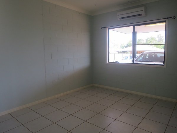 Photo - Unit 1/6 Transmission Street, Rocky Point QLD 4874 - Image 11