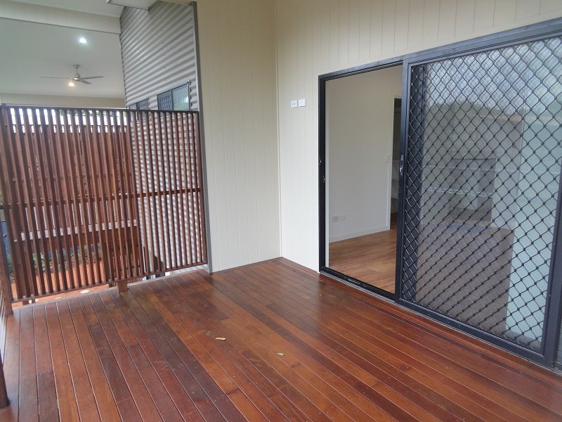 Photo - Unit 1/63 Circular Way, Trunding QLD 4874 - Image 3