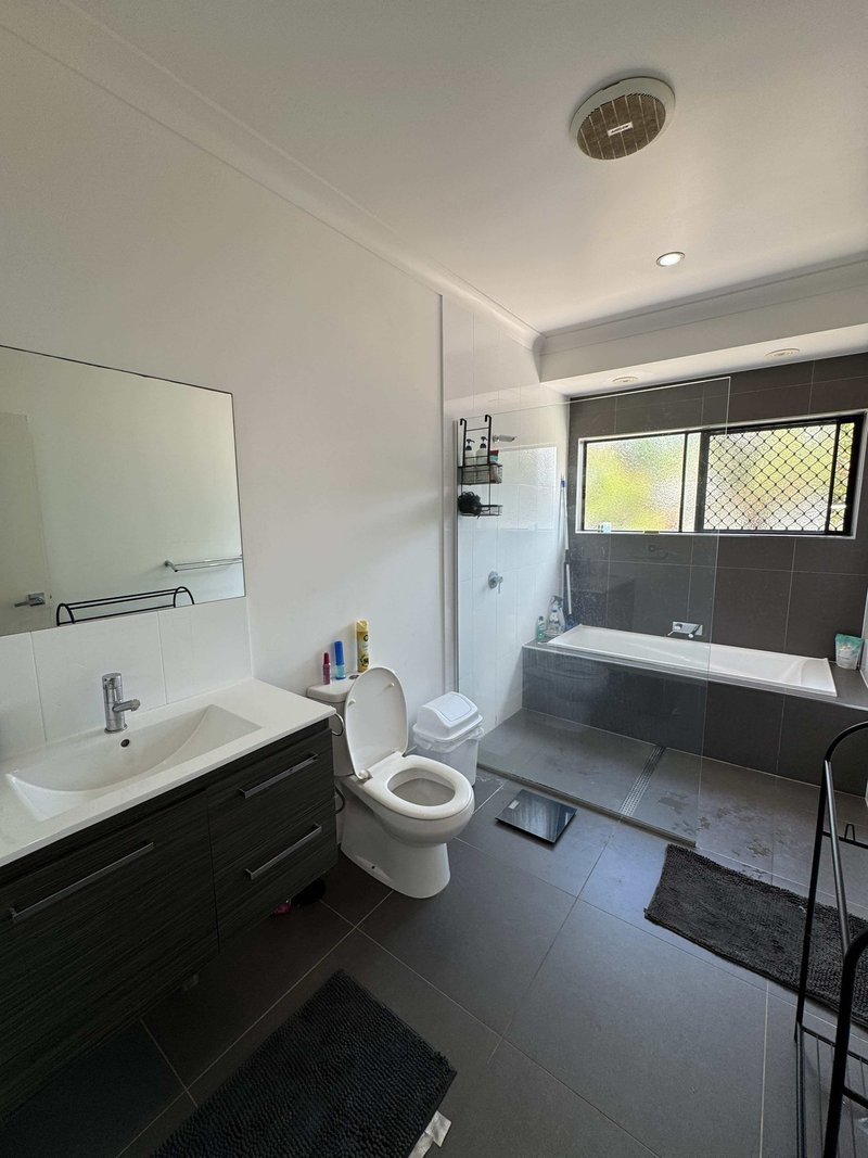 Photo - Unit 1/63 Circular Way, Trunding QLD 4874 - Image 24