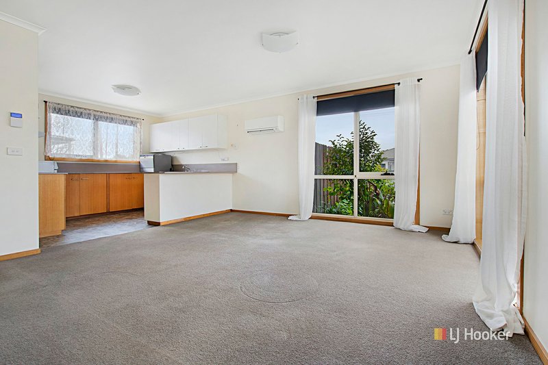 Photo - Unit 1/65 Goldie Street, Wynyard TAS 7325 - Image 3