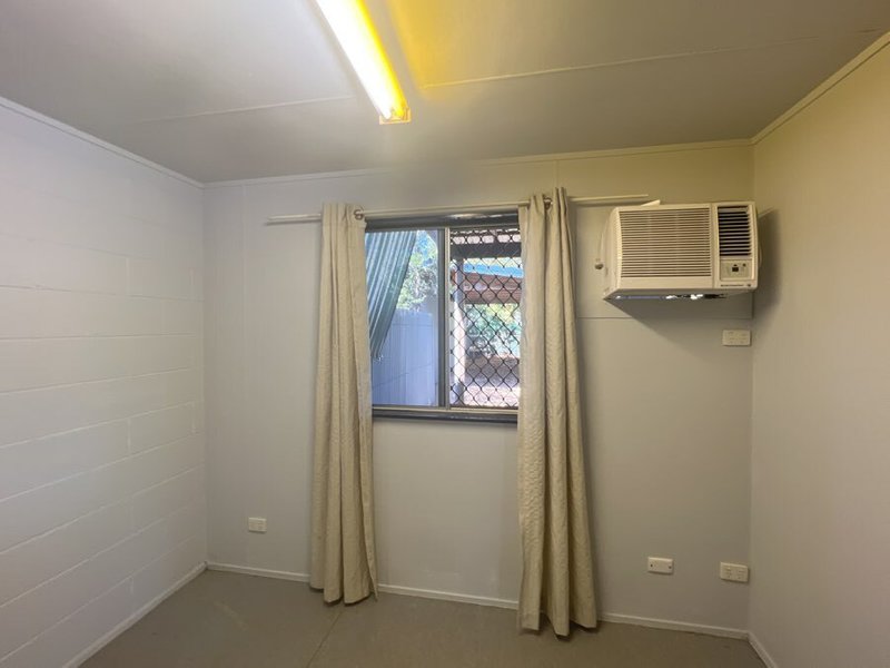 Photo - Unit 1/66 Circular Way, Trunding QLD 4874 - Image 23