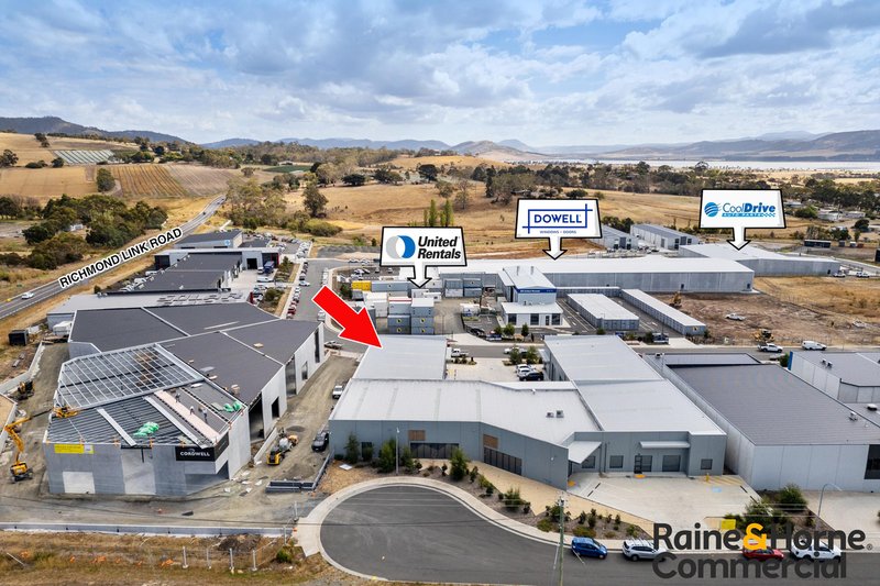 Photo - Unit 1/7 Abernant Way, Cambridge TAS 7170 - Image 15