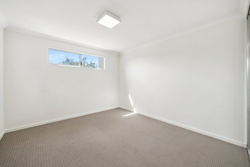 Photo - Unit 1/7 Bellier Place, Hamilton Hill WA 6163 - Image 10