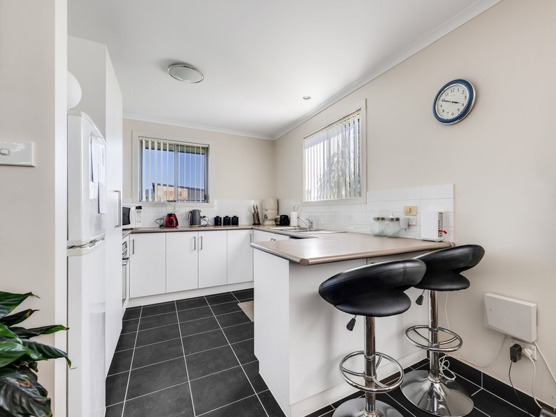 Photo - Unit 1/7 Doepel Place, St Helens TAS 7216 - Image 6