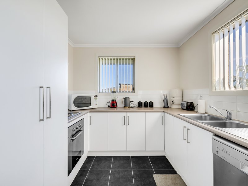 Photo - Unit 1/7 Doepel Place, St Helens TAS 7216 - Image 7
