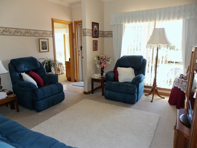 Photo - Unit 17/21 Church Street, Wynyard TAS 7325 - Image 6