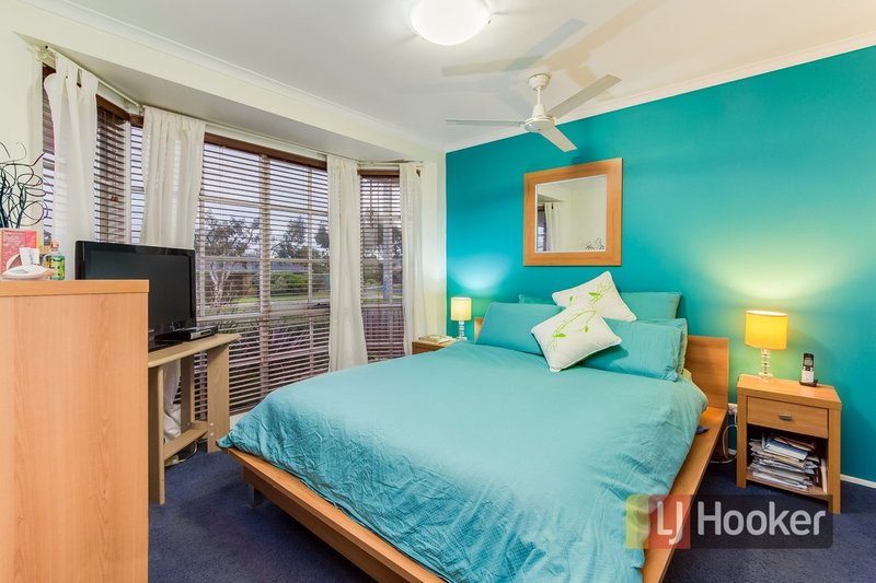 Photo - Unit 1/73 Warana Drive, Hampton Park VIC 3976 - Image 6