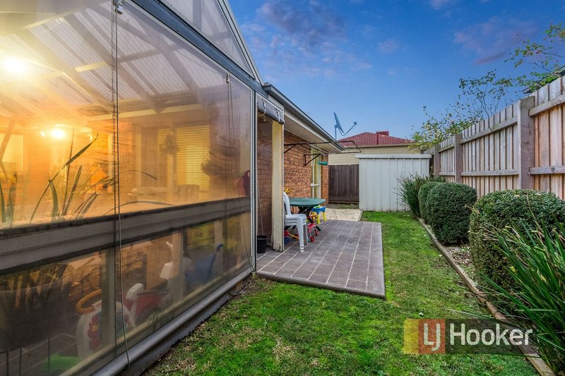 Photo - Unit 1/73 Warana Drive, Hampton Park VIC 3976 - Image 11