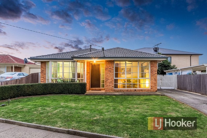 Photo - Unit 1/73 Warana Drive, Hampton Park VIC 3976 - Image 12