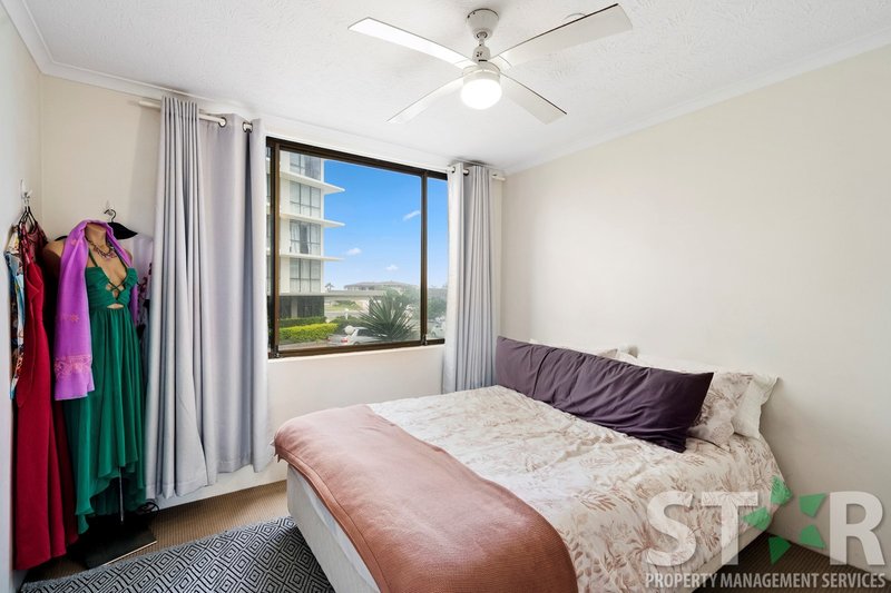 Photo - Unit 17/3355 Surfers Paradise Bvd , Surfers Paradise QLD 4217 - Image 4