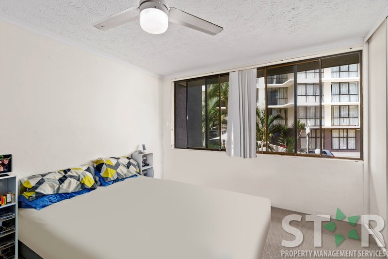 Photo - Unit 17/3355 Surfers Paradise Bvd , Surfers Paradise QLD 4217 - Image 6