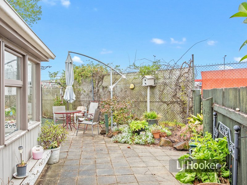 Photo - Unit 1/74 Dodgin Street, Wynyard TAS 7325 - Image 8