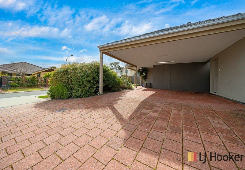 Photo - Unit 17/40 Hollins Bend, Madeley WA 6065 - Image 3