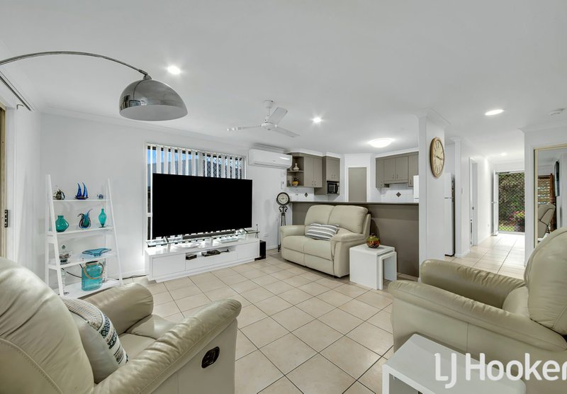 Photo - Unit 1/79 Col Brown Avenue, Clinton QLD 4680 - Image 3