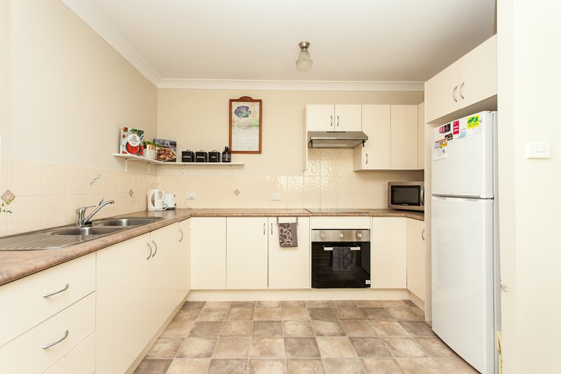 Photo - Unit 1/8 Sports Avenue, Cessnock NSW 2325 - Image 4