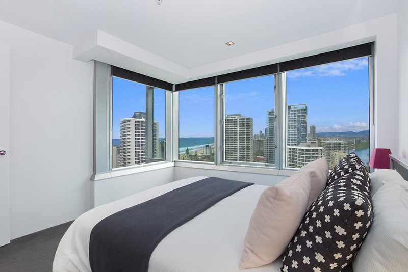 Photo - Unit 1806 'Q1' 9 Hamilton Avenue, Surfers Paradise QLD 4217 - Image 5