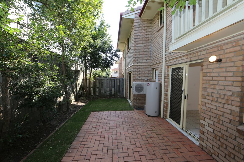 Photo - Unit 1/81 Anzac Road, Carina Heights QLD 4152 - Image 4