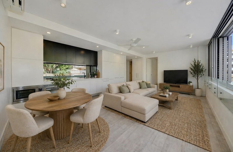 Photo - Unit 1/82-92 Gould Street, Bondi Beach NSW 2026 - Image 1