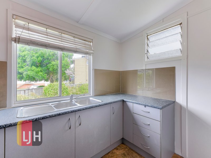 Photo - Unit 1/85 Stewart Road, Ashgrove QLD 4060 - Image 3