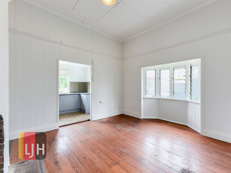 Photo - Unit 1/85 Stewart Road, Ashgrove QLD 4060 - Image 5