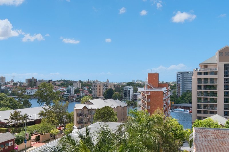 Photo - Unit 19/19 Thorn Street, Kangaroo Point QLD 4169 - Image 7