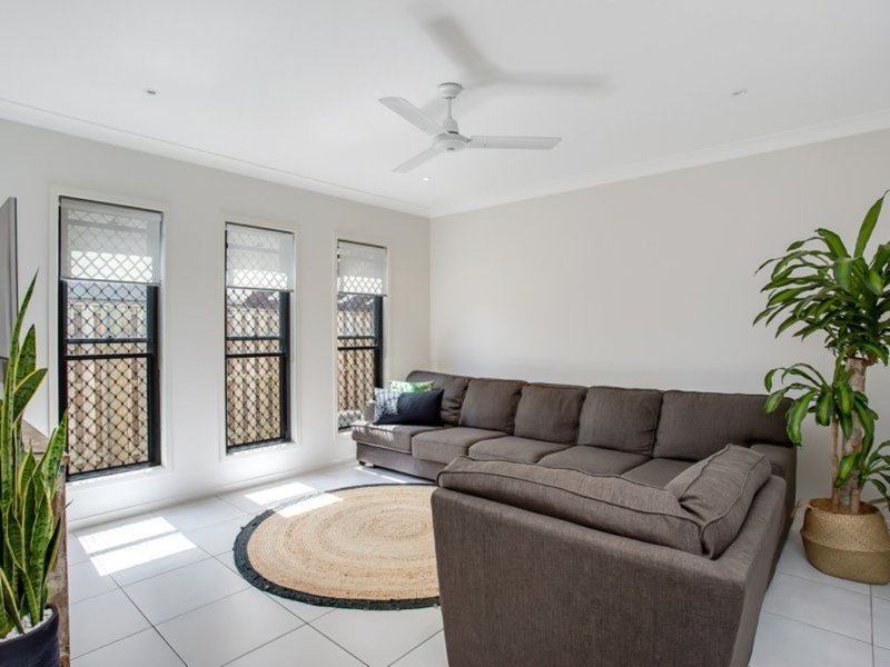 Photo - Unit 1/98 Observatory Drive, Reedy Creek QLD 4227 - Image 7