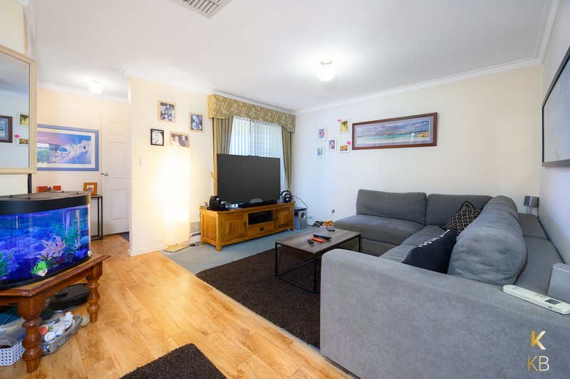 Photo - Unit 1/99 Simpson Ave , Rockingham WA 6168 - Image 6