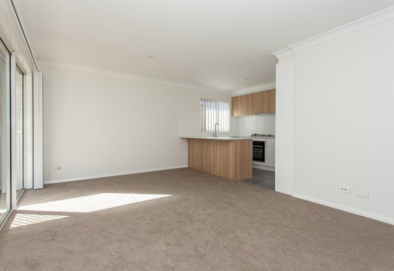 Photo - Unit 1/9E Quarrybylong Street, Cessnock NSW 2325 - Image 5